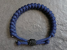 Load image into Gallery viewer, The Gentleman | Paracord Bracelet