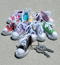 Load image into Gallery viewer, Retro Sneaker Keychain